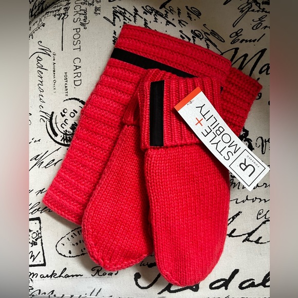 Mitten and neck warmer set - Picture 2 of 3